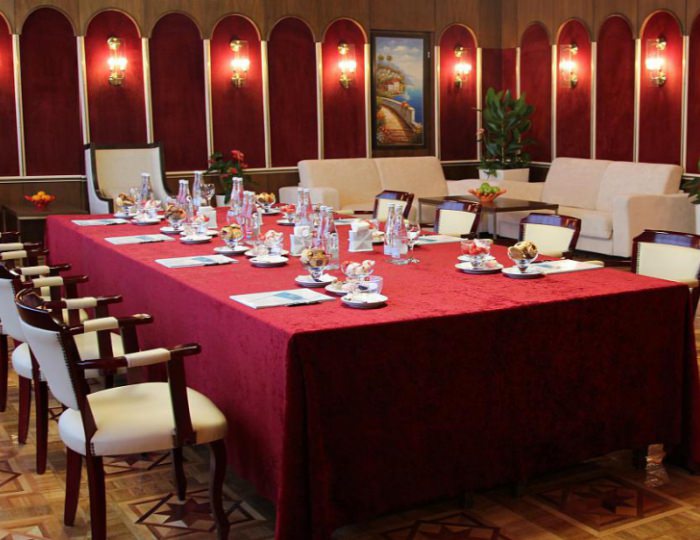 Конференц-зал «Бордовый» - Гранд отель «Жемчужина»